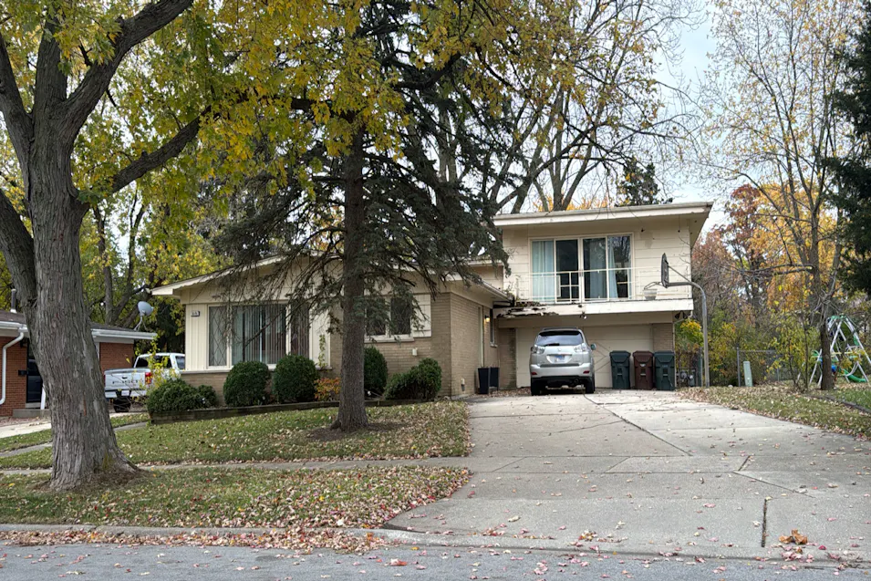 219 N Park Dr Glenwood, IL 60425, Cook County