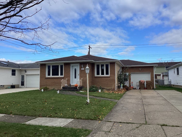 166 North Transithill Drive Depew, NY 14043, Erie County