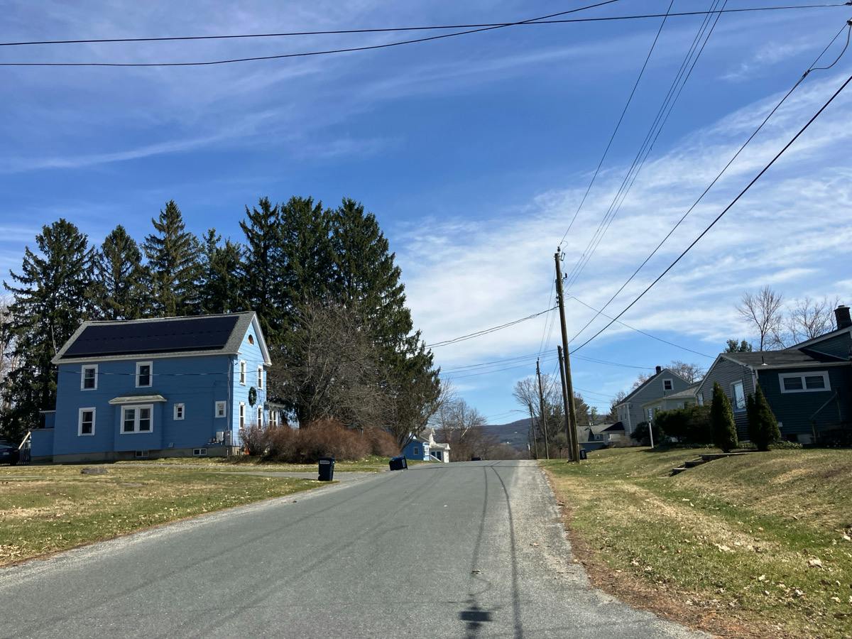 Broadview Ter, Pittsfield, MA 01201