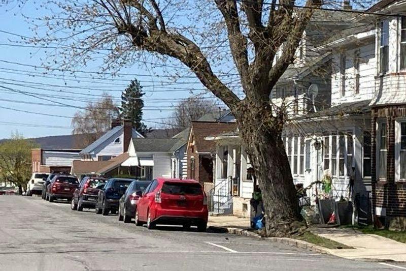 Abbott St, Lansford, PA 18232