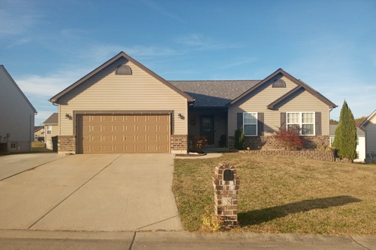 28 Saint Kathleen Ct Troy, MO 63379, Lincoln County