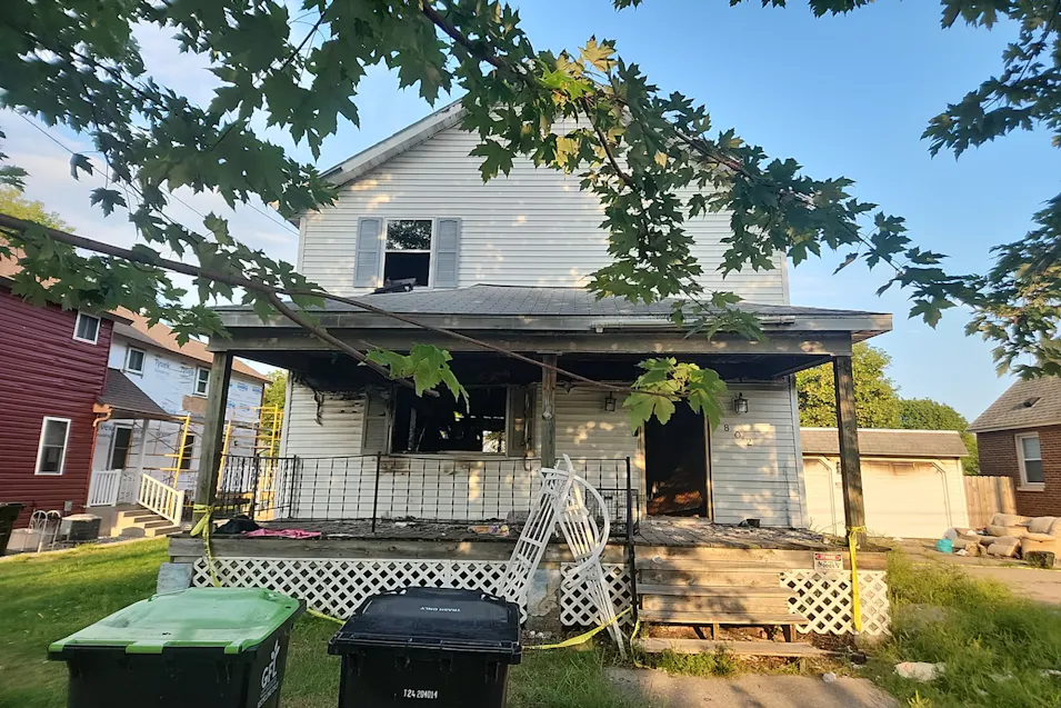 802 5th St Menominee, MI 49858, Menominee County
