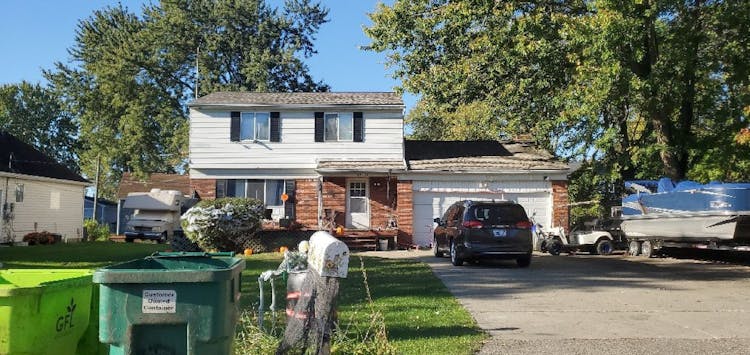 27830 Riviera St Harrison Township, MI 48045, Macomb County