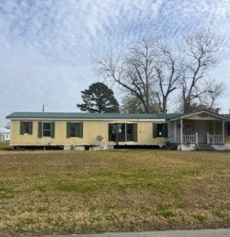 334 New Orleans St Lake Arthur, LA 70549, Jefferson Davis County