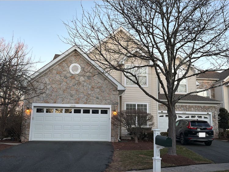 20153 Valhalla Sq Ashburn, VA 20147, Loudoun County