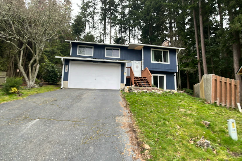 26453 Kingsview Loop Ne
