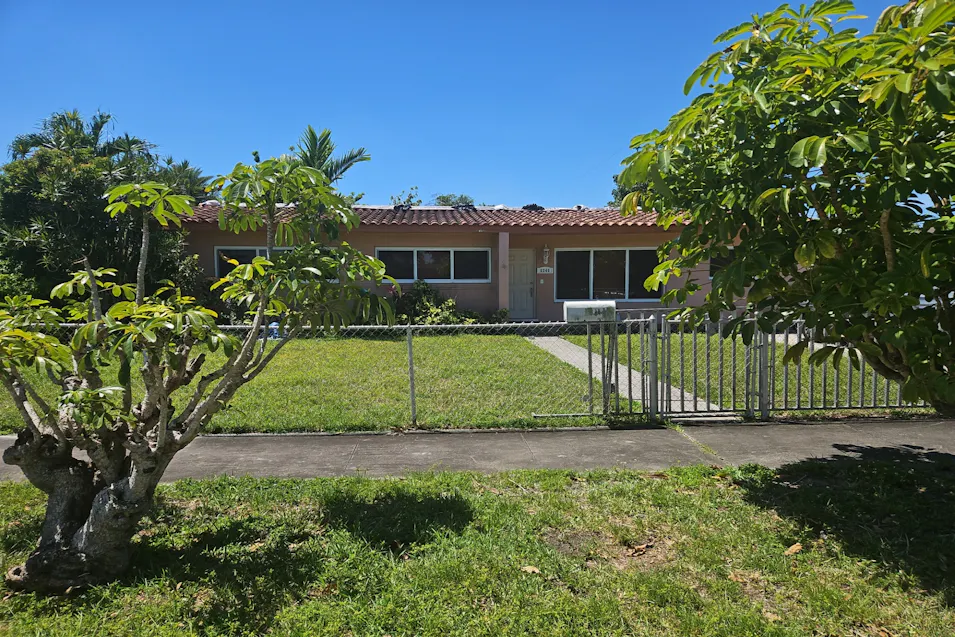 6240 Northwest 112th Terrace Miami, FL 33012, Miami-Dade County