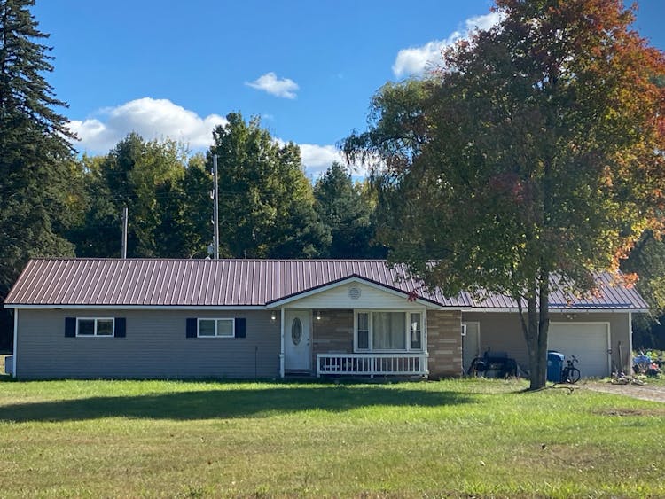 3037 M 18 Beaverton, MI 48612, Gladwin County