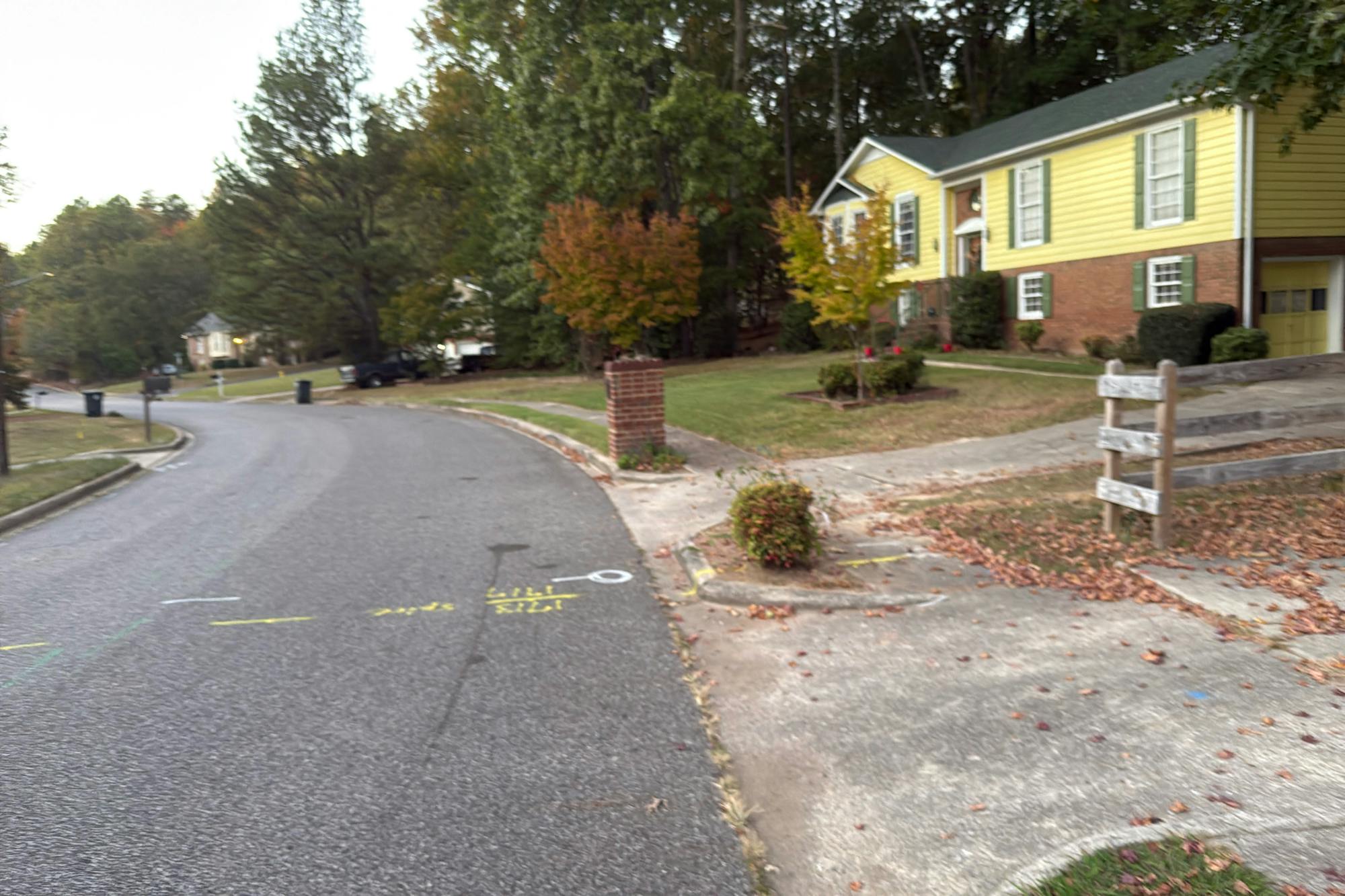 Winewood Rd, Birmingham, AL 35215