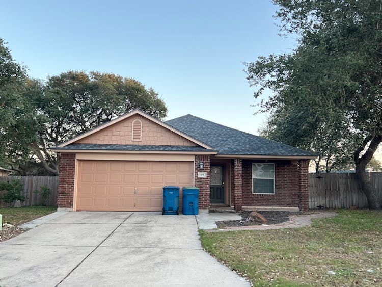 105 Heron Oaks Rockport, TX 78382, Aransas County