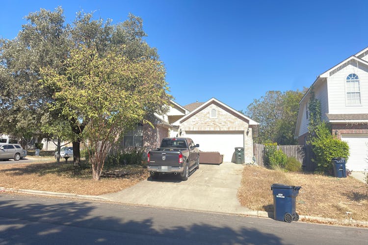 605 Meadow View Drive Leander, TX 78641, Williamson County