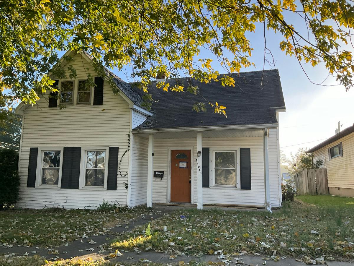 Mulberry St, Mount Vernon, IN 47620