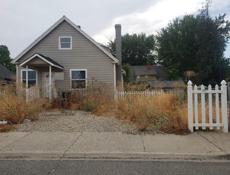 208 N Alder St Toppenish, WA 98948, Yakima County