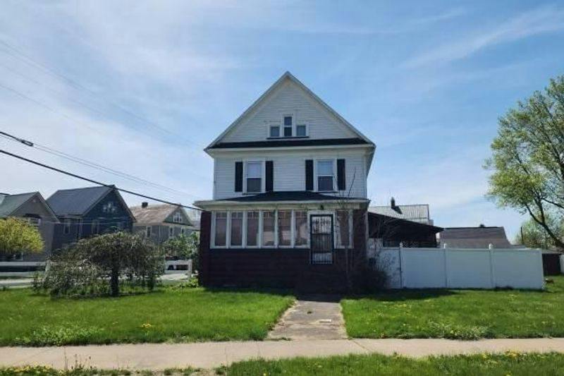 Tuscarawas Ave, New Philadelphia, OH 44663