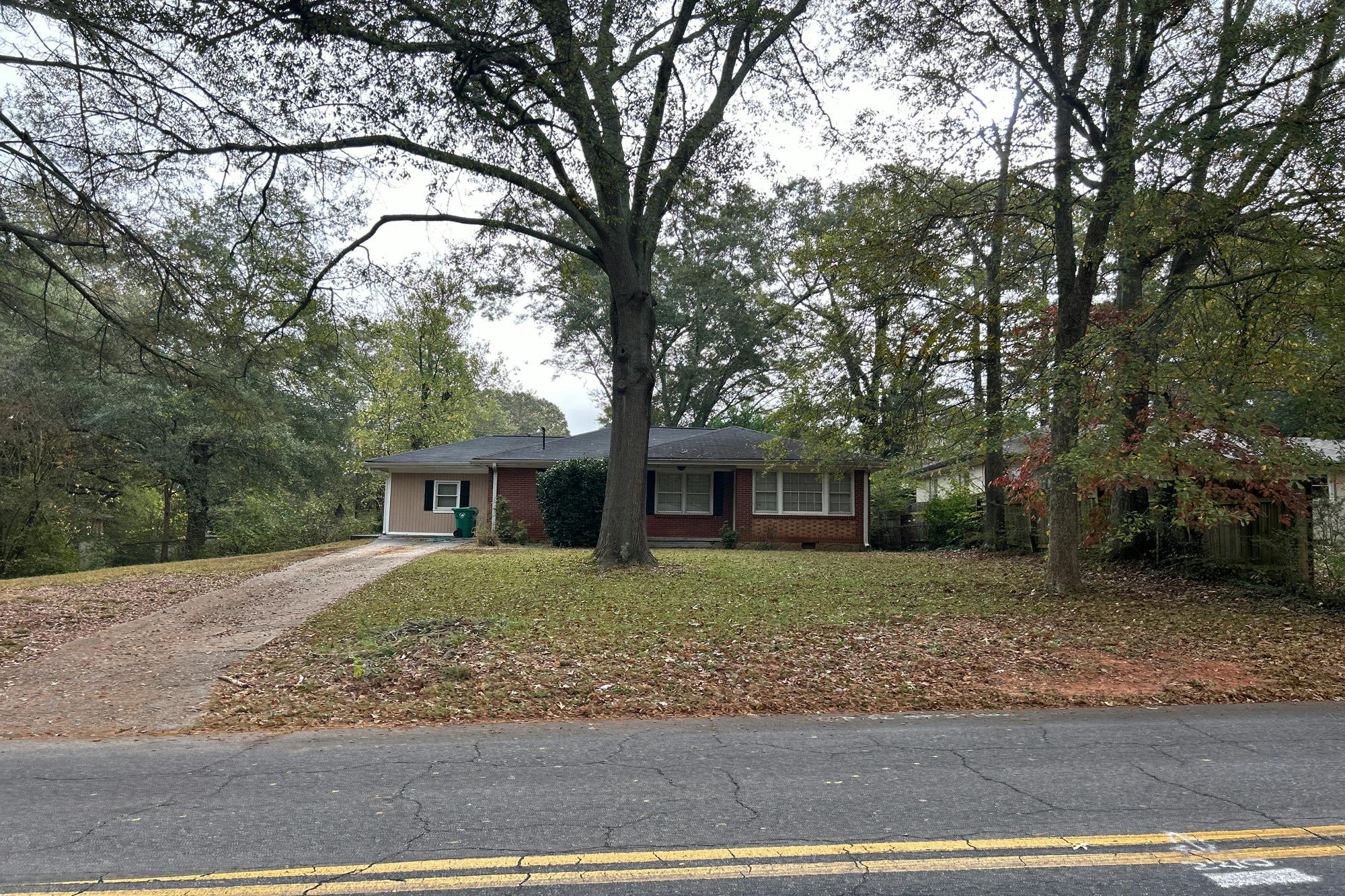 Whites Mill Rd, Decatur, GA 30032