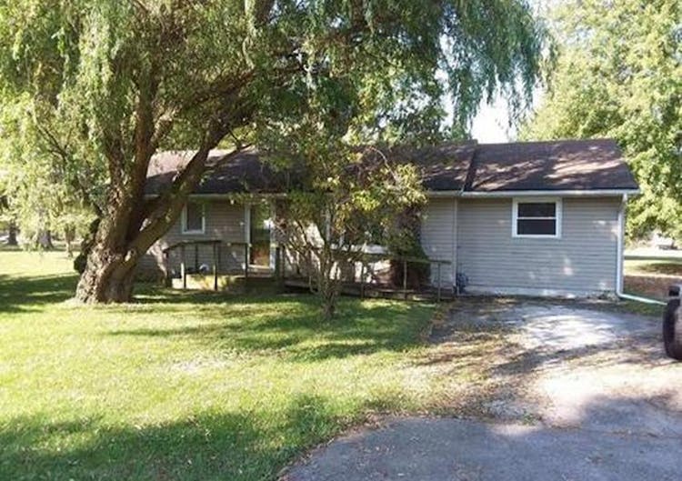 511 S Davis St Forest, OH 45843, Hardin County