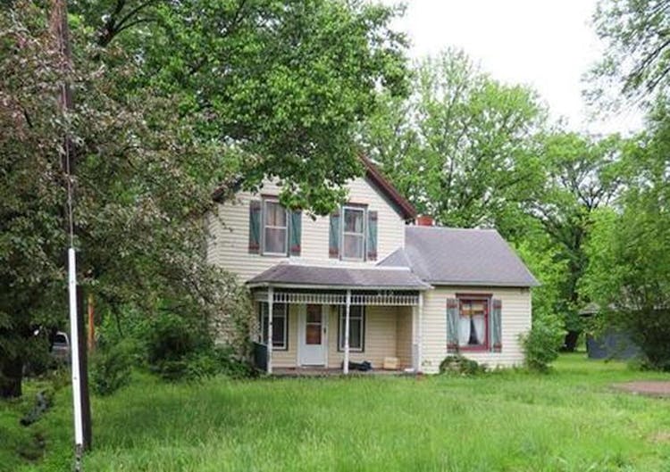 219 S East St Emporia, KS 66801, Lyon County