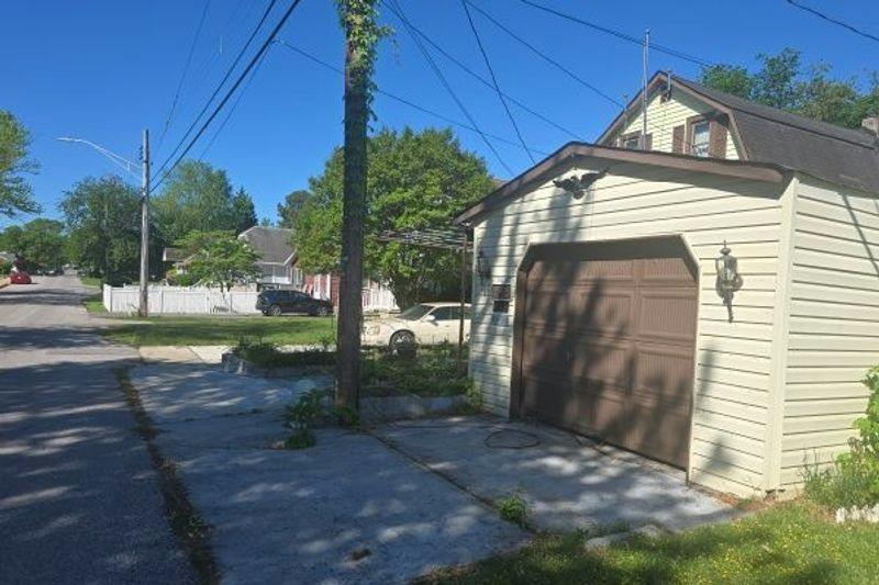 Meadow Rd, Pasadena, MD 21122