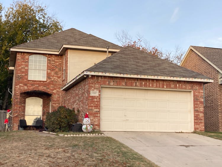 6901 Chaco Trail Fort Worth, TX 76137, Tarrant County