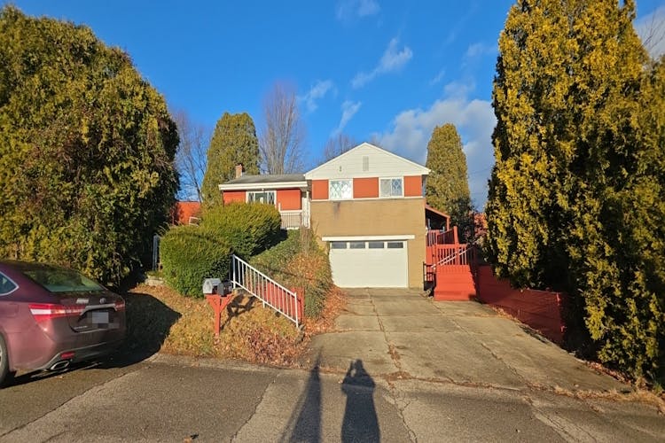 200 Lookout Dr Oakdale, PA 15071, Allegheny County