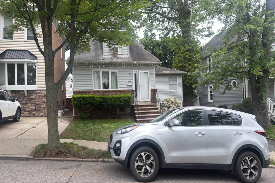 79 Summit St Ridgefield Park, NJ 07660, Bergen County