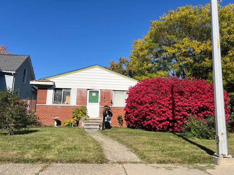 2021 E 11 Mile Rd Royal Oak, MI 48067, Oakland County