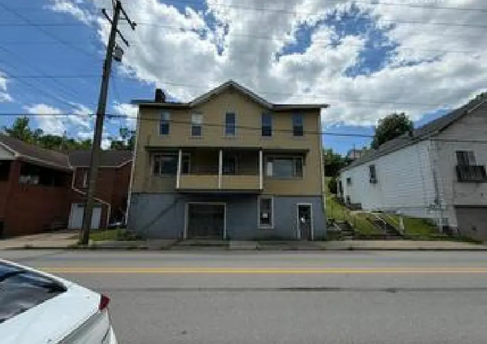 424 Main St New Eagle, PA 15067, Washington County