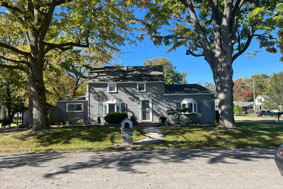 10920 Troy St Taylor, MI 48180, Wayne County