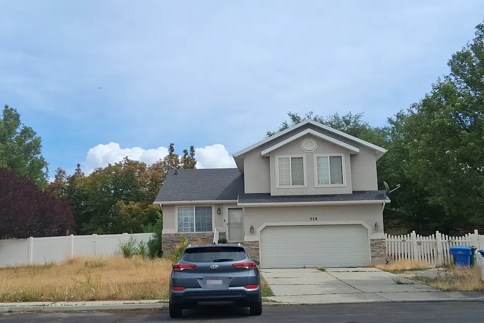 558 E Hidden Cove Ln Lehi, UT 84043, Utah County