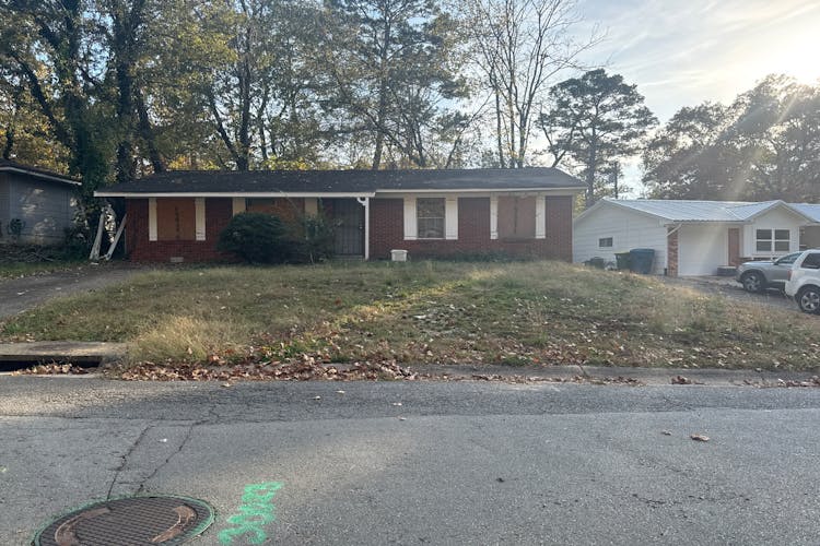 27 Glendale Drive Little Rock, AR 72209, Pulaski County