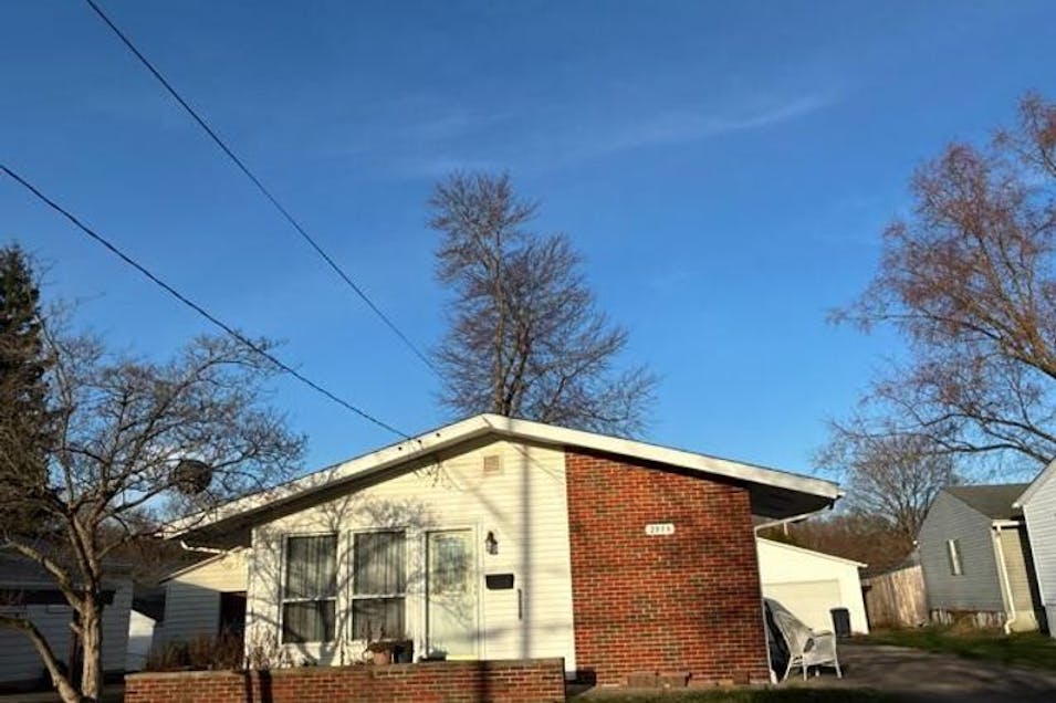 2934 Clearfield Ave Akron, OH 44314, Summit County