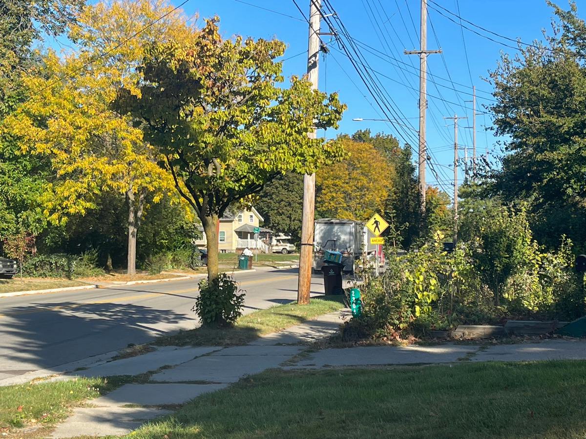 Turner St, Lansing, MI 48906