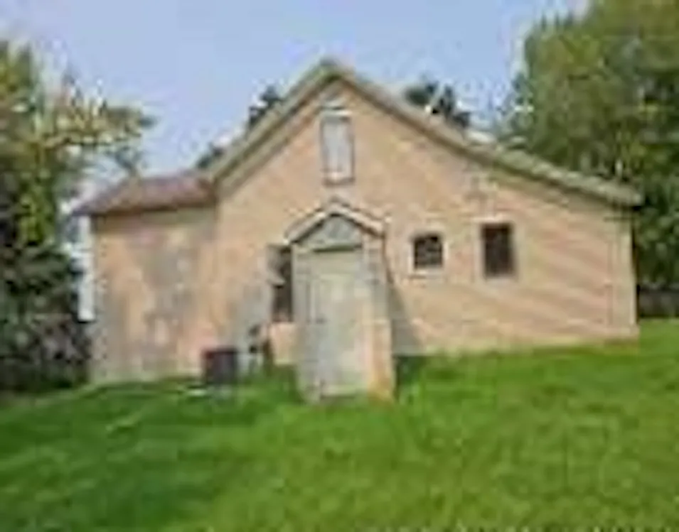 77451 275th St Clarks Grove, MN 56016, Freeborn County