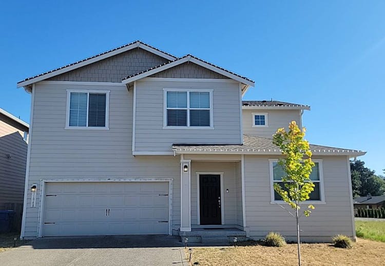 11948 64th Street East Puyallup, WA 98372, Pierce County
