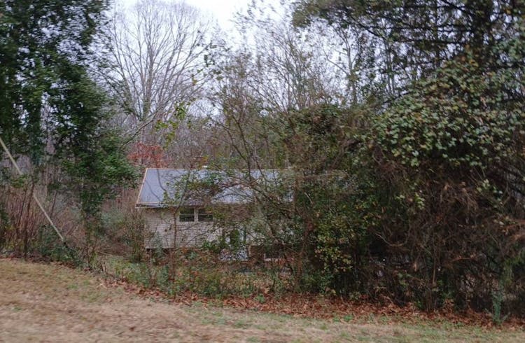 319 Catawba Cir Seneca, SC 29672, Oconee County