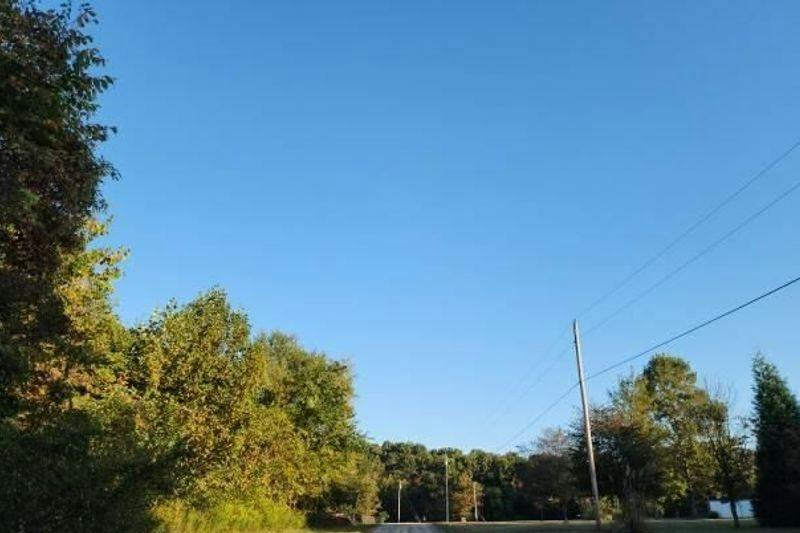Batesville Rd, Quaker City, OH 43773