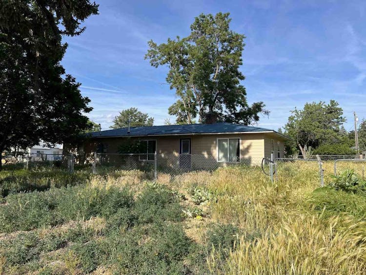 1047 N Dewey St Union, OR 97883, Union County