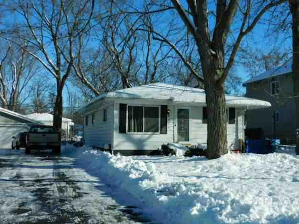 6426 Cloverton Dr Waterford, MI 48329, Oakland County