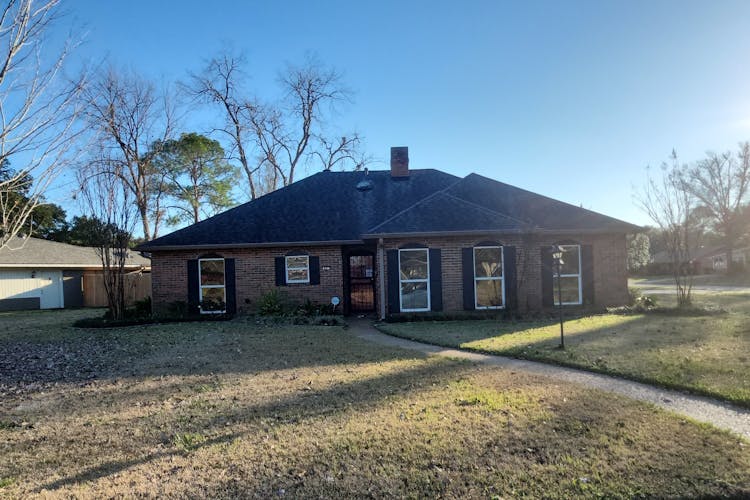 401 Locust Shreveport, LA 71105, Caddo County