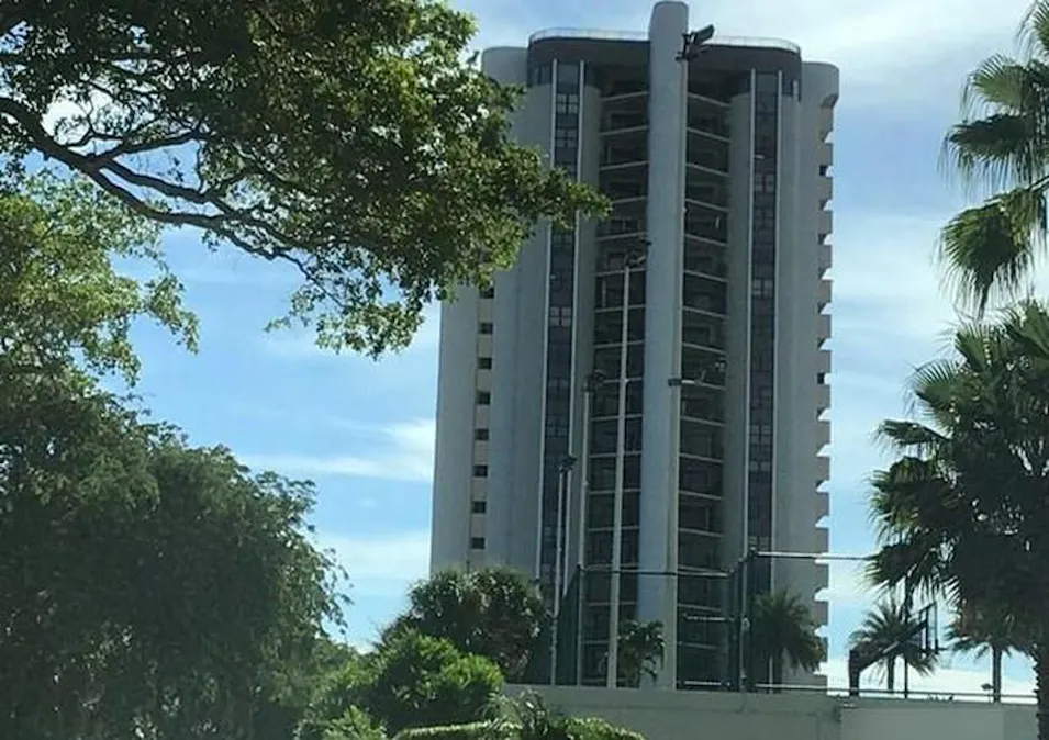 1800 NE 114th St #2207 Miami, FL 33181, Miami-Dade County