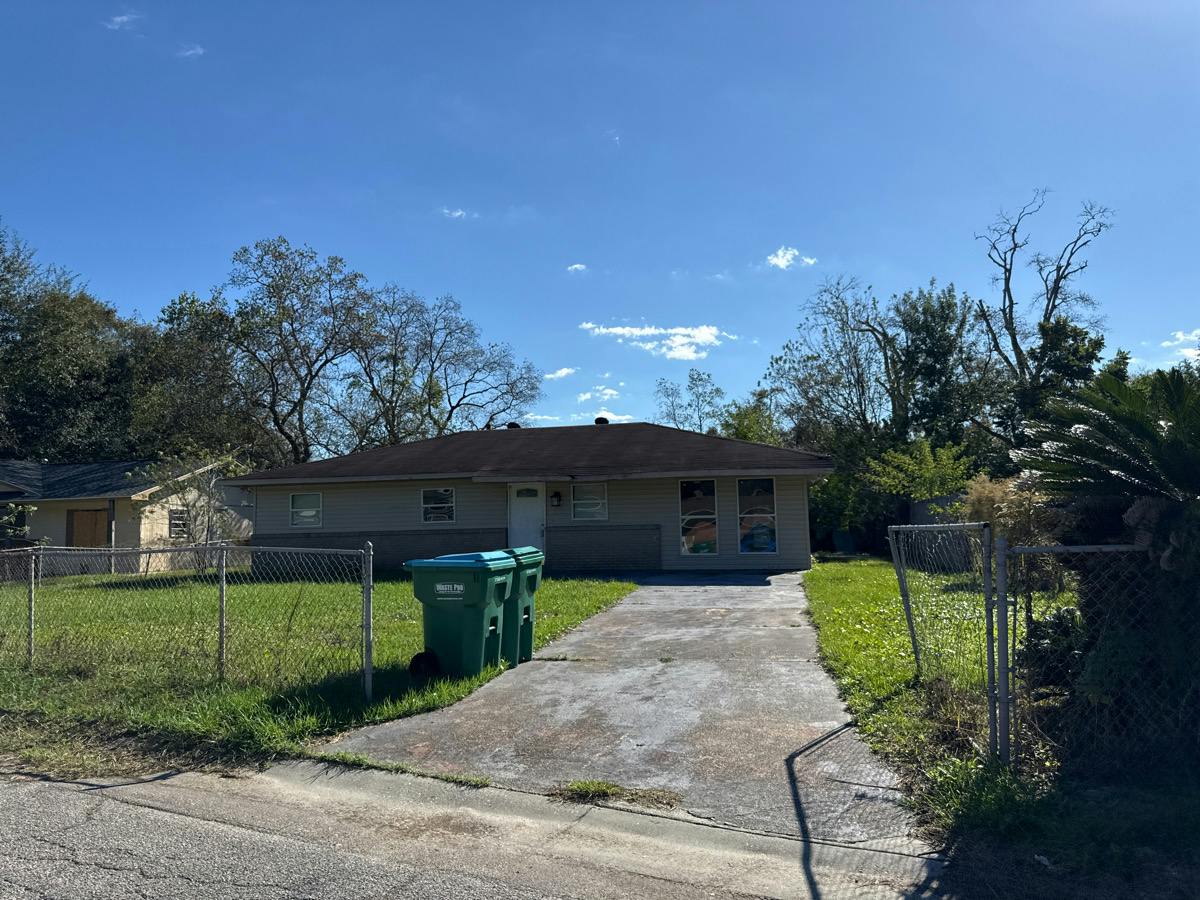 Carson Dr, Gulfport, MS 39503