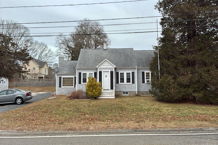 315 Shore Road Bourne, MA 02532, Barnstable County