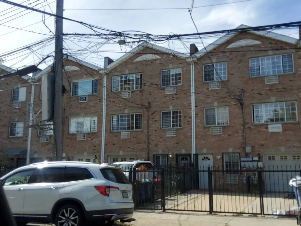 Olmstead Ave, Bronx, NY 10472 #1