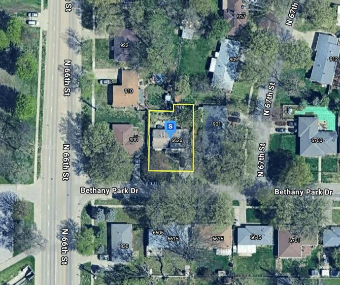 Bethany Park Dr, Lincoln, NE 68505