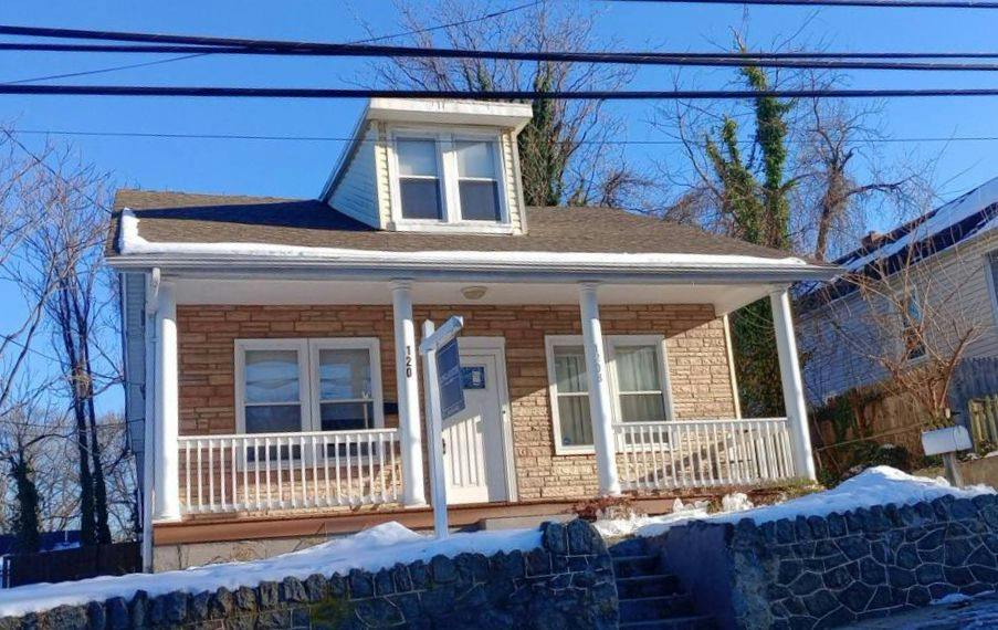 Larchmont Ave, Capitol Heights, MD 20743