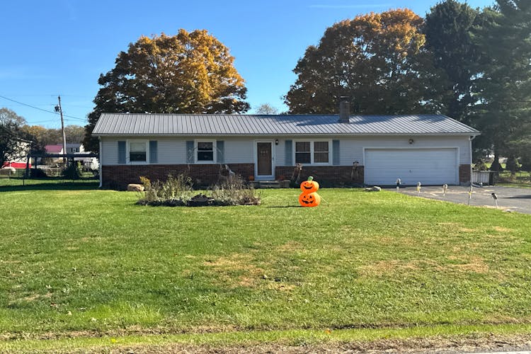 11592 16th Road Southwest Stoutsville, OH 43154, Fairfield County