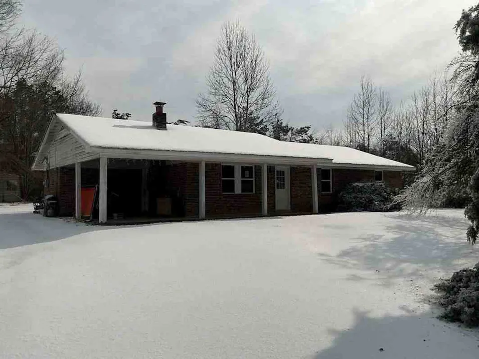 210 County Rd 239 Falkner, MS 38629, Tippah County