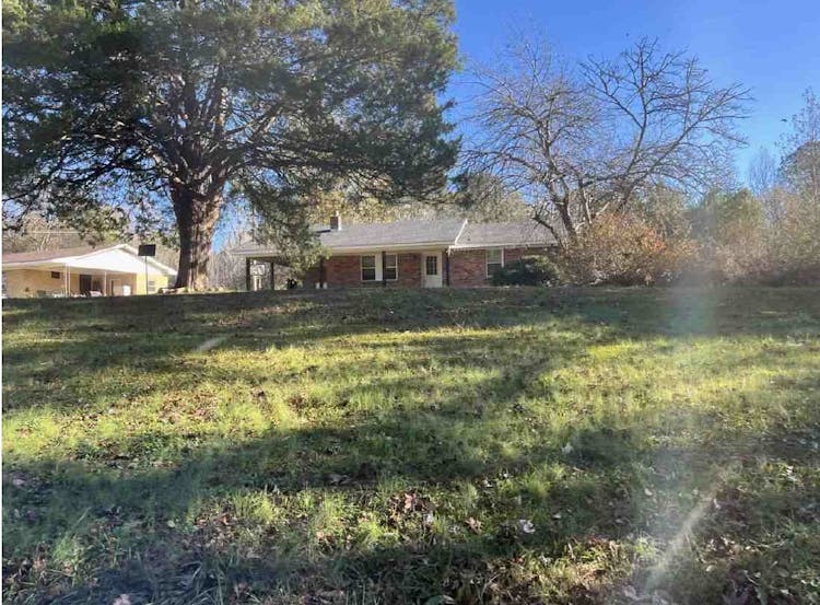 210 County Rd 239 Falkner, MS 38629, Tippah County
