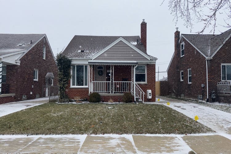 12812 Birrell St Southgate, MI 48195-1035, Wayne County