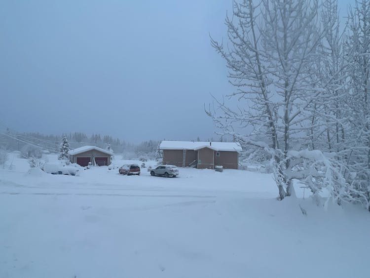 525 Fideler Rd., Fairbanks, AK 99712, Fairbanks County